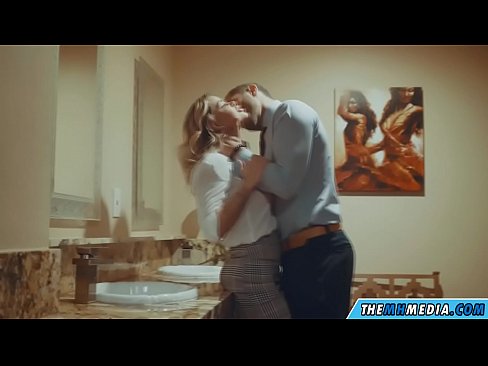❤️ Quan una rossa tetona et sedueix en un lavabo públic ☑ Putes al porno ca.befuck-net.ru ﹏